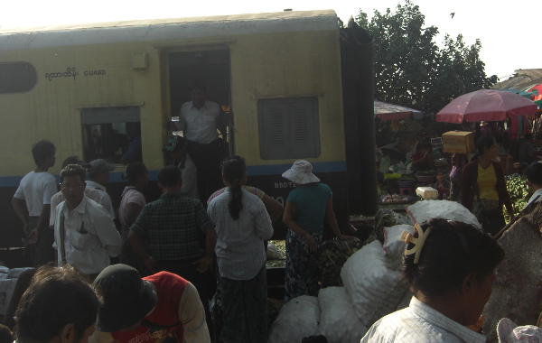 Myanmar 2016 - image 12